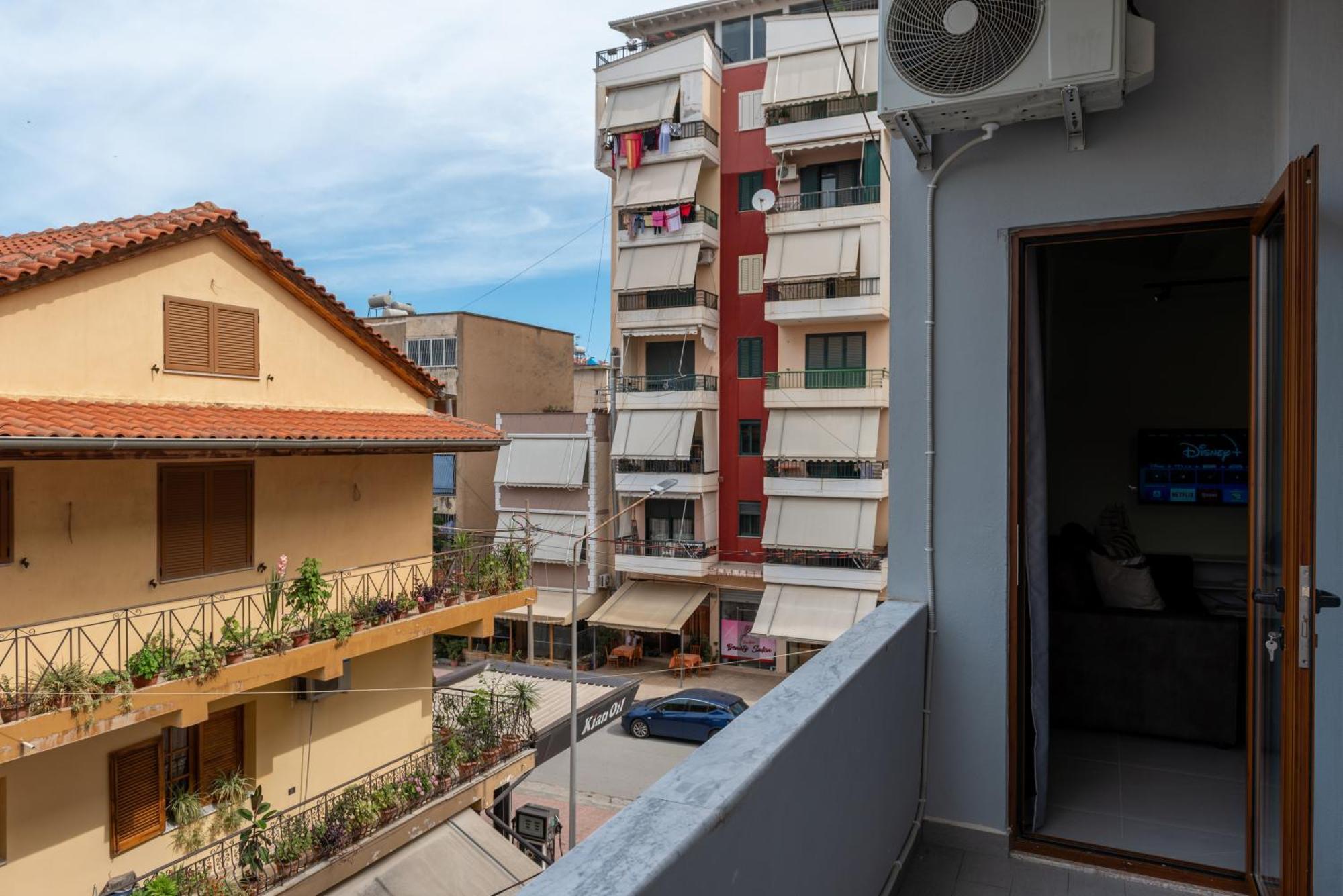Apartments Villa Vlore *